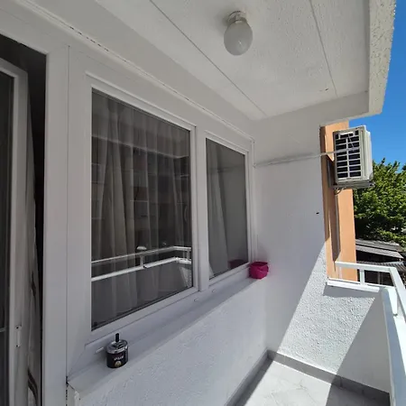 Apartman Pasarela - Mirna Lokacija U Centru * بيهاتش