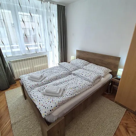 شقة Apartman Pasarela - Mirna Lokacija U Centru *